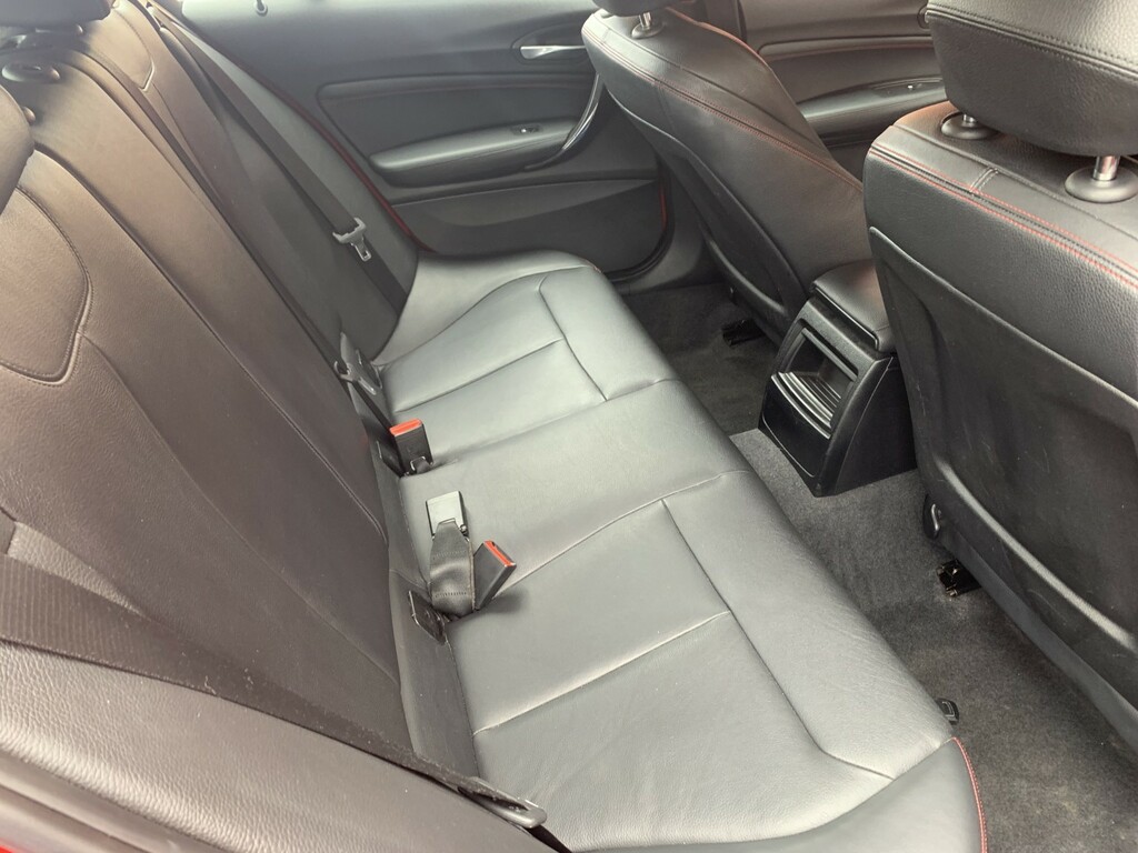BMW 1 Series 2.0 118D Sport 5-Door Red #5