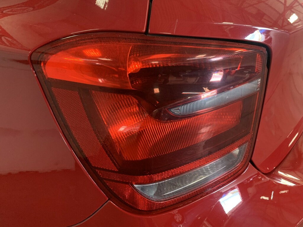BMW 1 Series Sport Black #37