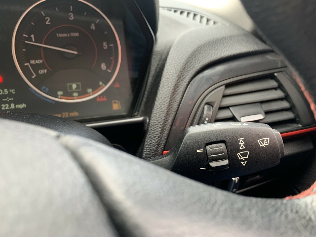 BMW 1 Series Sport Black #19