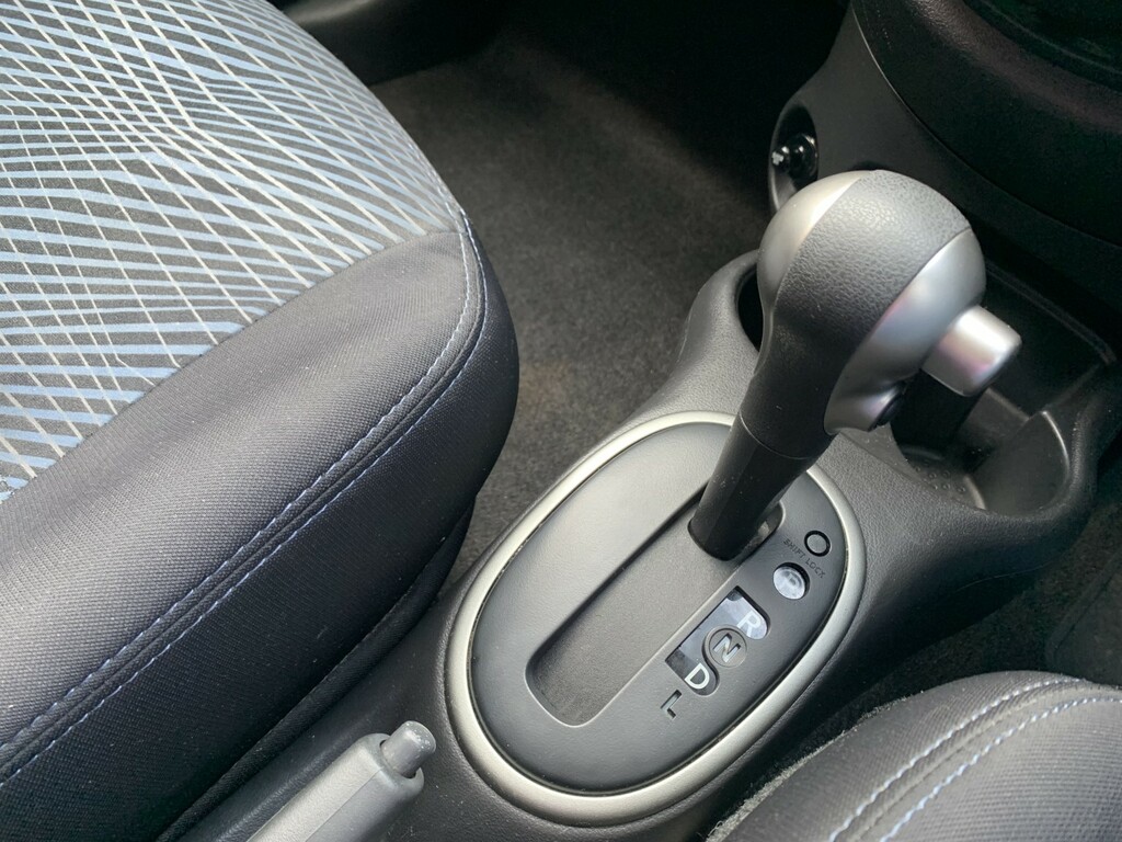 Nissan Micra 1.2 N-tec 79 Bhp Silver #19