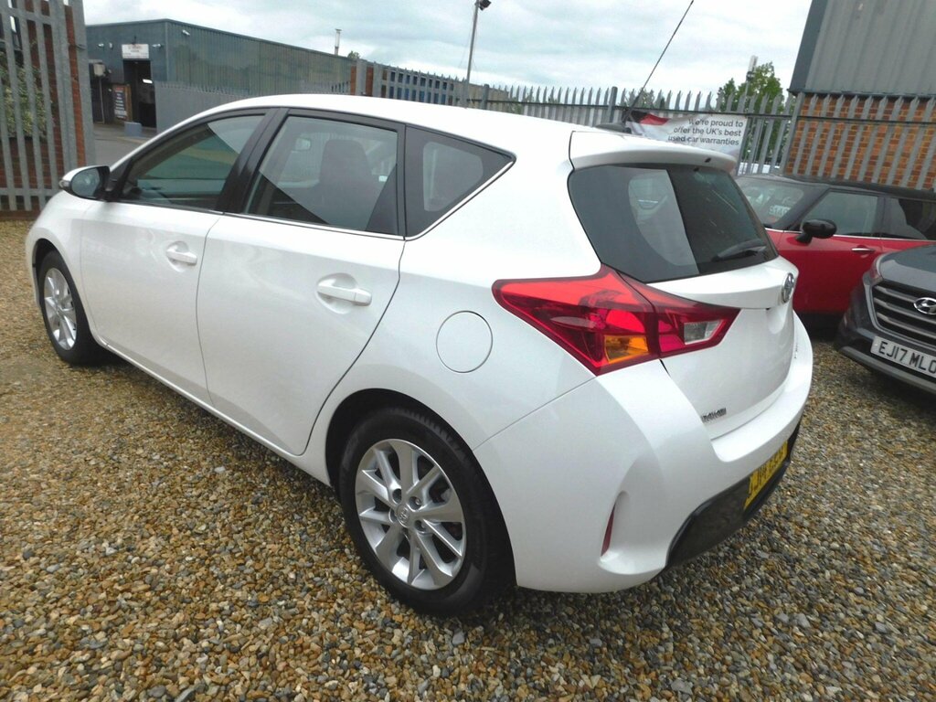 Toyota Auris 1.33 Dual Vvt-i Icon Euro 5 Ss White #5