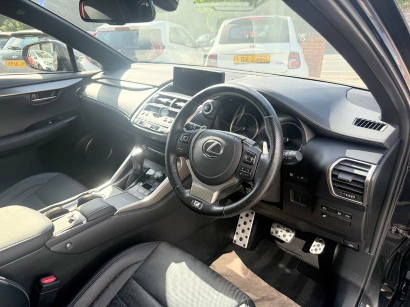 Lexus NX 300H 2.5 F-sport Cvt Premium Pack - Car Play - LO21FVA Black #2