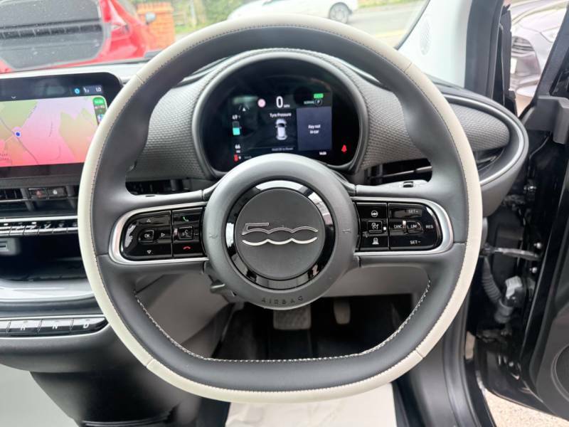 Fiat 500E C 87Kw Red 42Kwh  #19