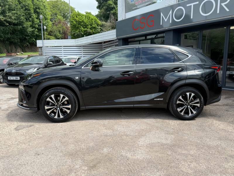 Lexus NX 300H 2.5 F-sport Cvt Premium Pack - Sunroof - WV20AYX Black #3