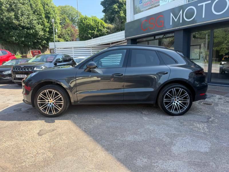 Porsche Macan Macan 2.0 Pdk - Panroof - 21 Turbo Alloys - B LV18UBZ Grey #3