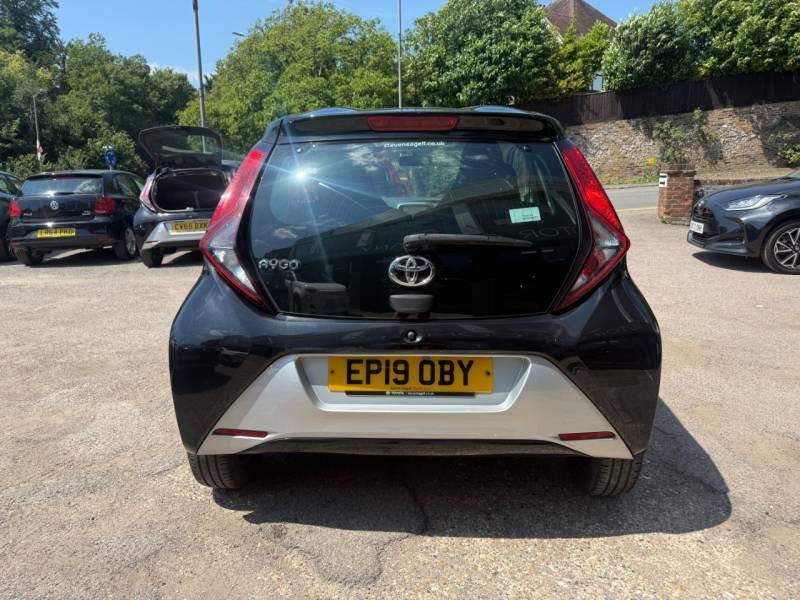 Toyota Aygo 1.0 Vvt-i X-play - 2019 19 EP19OBY Black #4