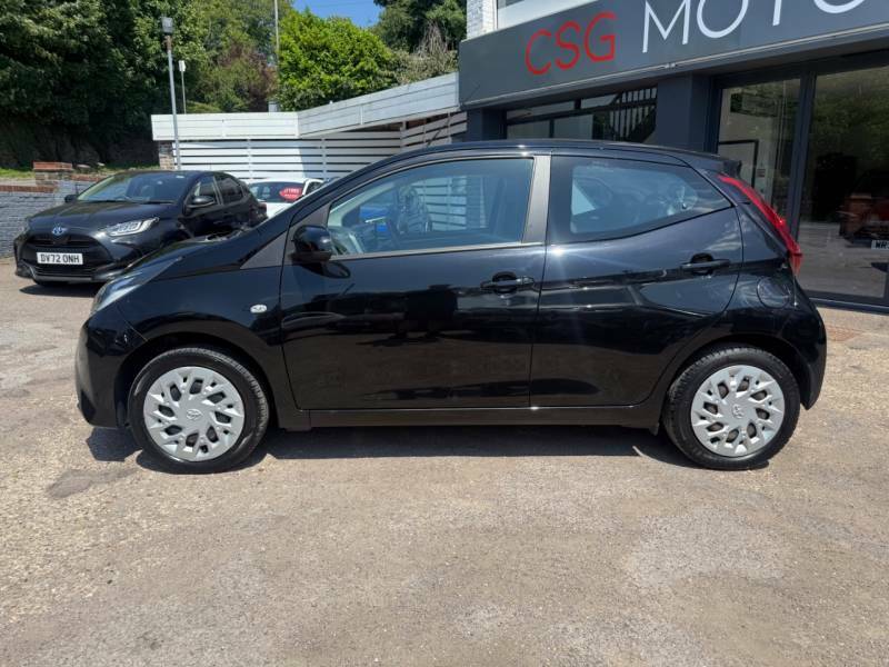 Toyota Aygo 1.0 Vvt-i X-play - 2019 19 EP19OBY Black #2