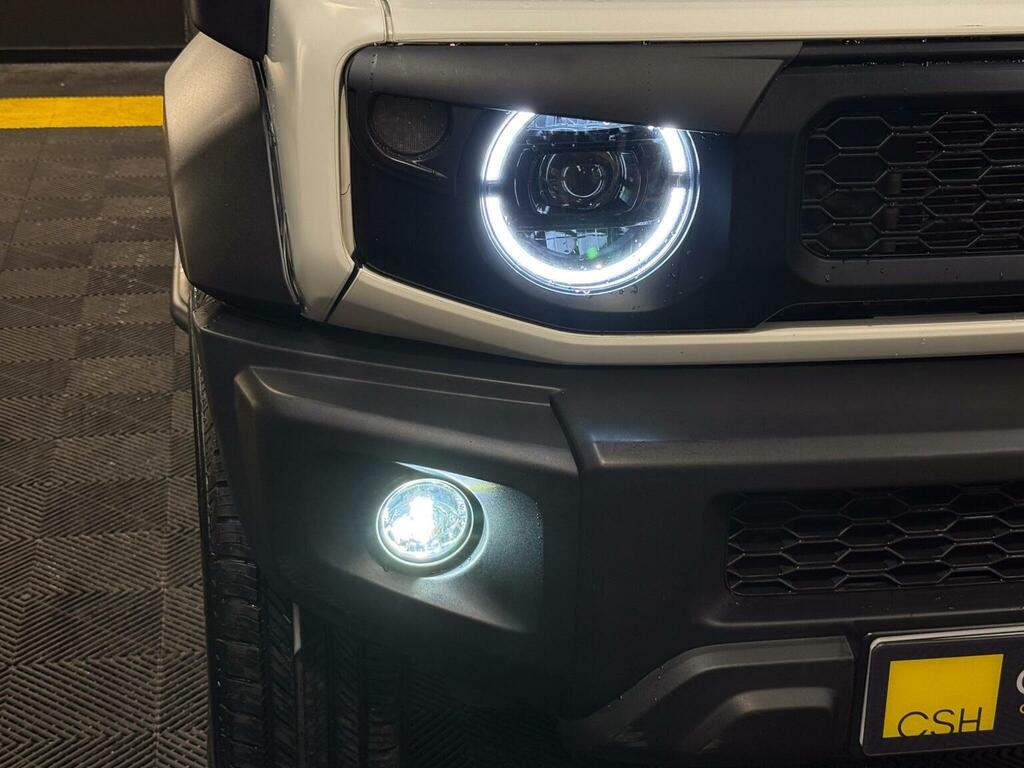 Suzuki Jimny 1.5L Null Silver #9