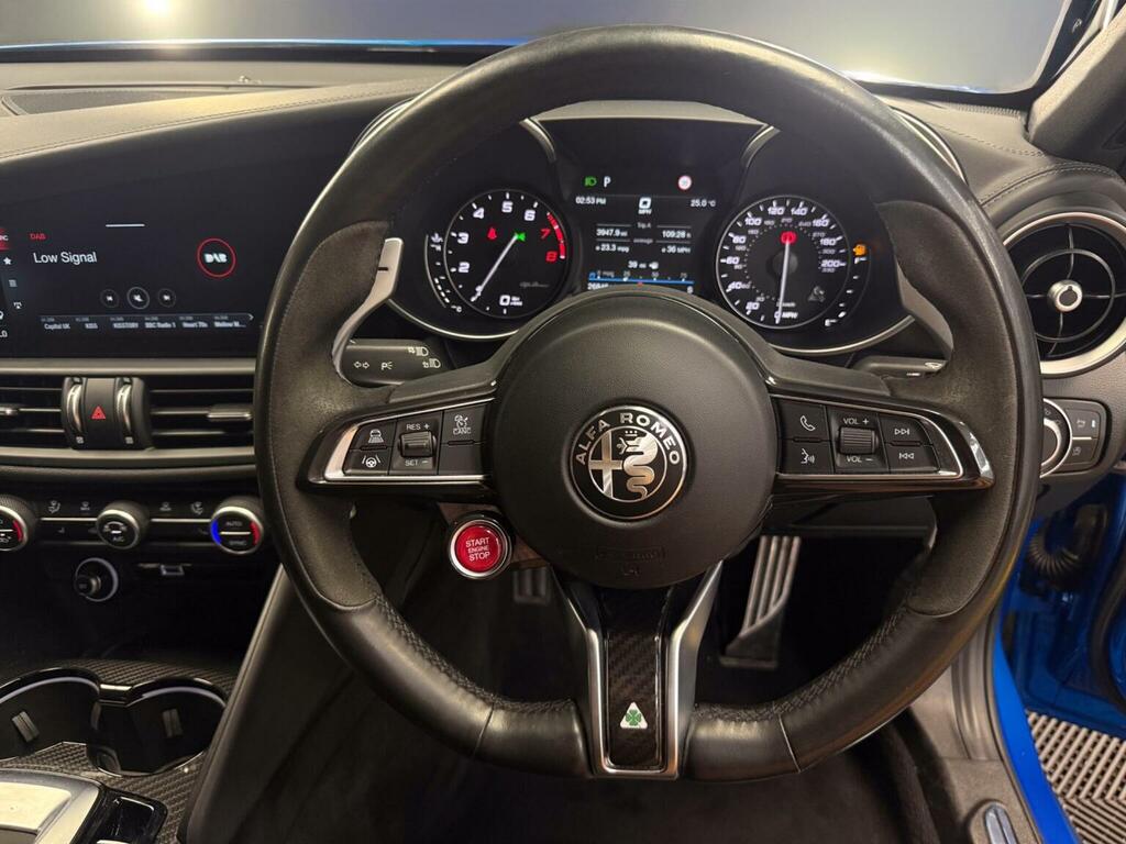 Alfa Romeo Giulia 2.2 Jtdm-2 160 Super Blue #29