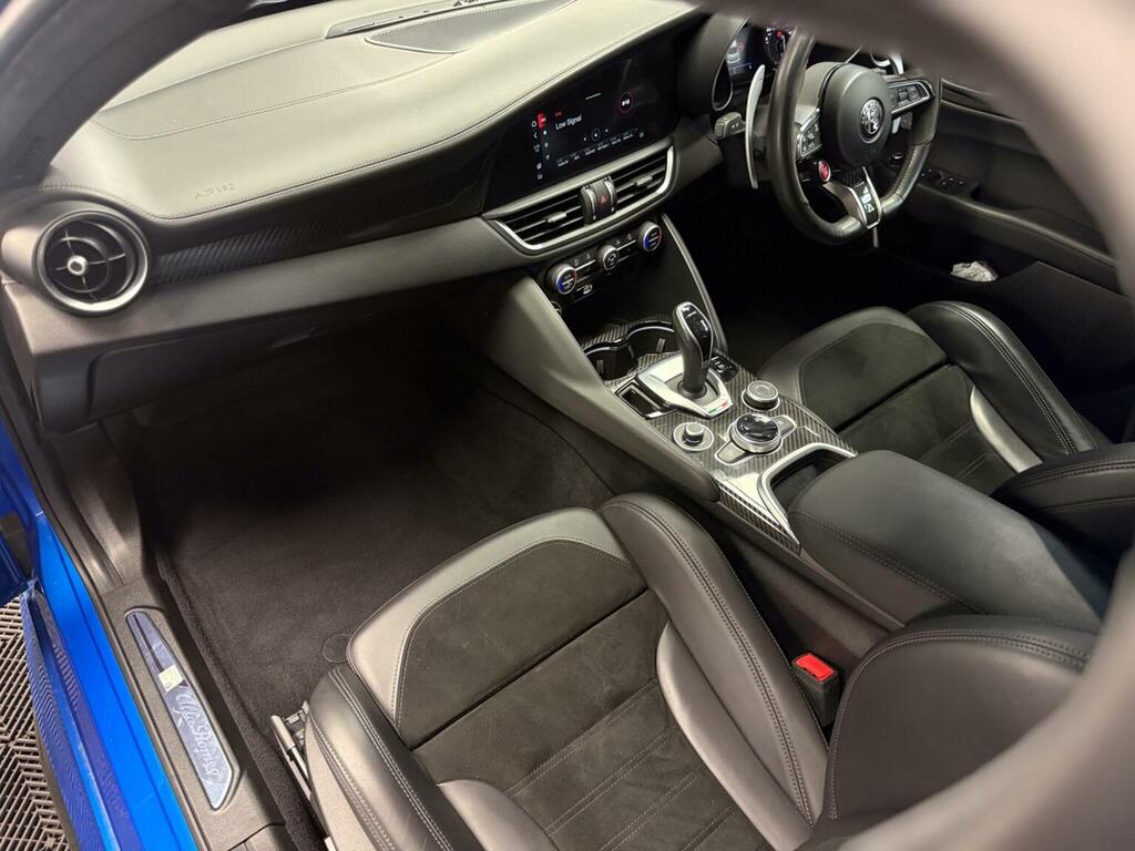 Alfa Romeo Giulia 2.2 Jtdm-2 160 Super Blue #23