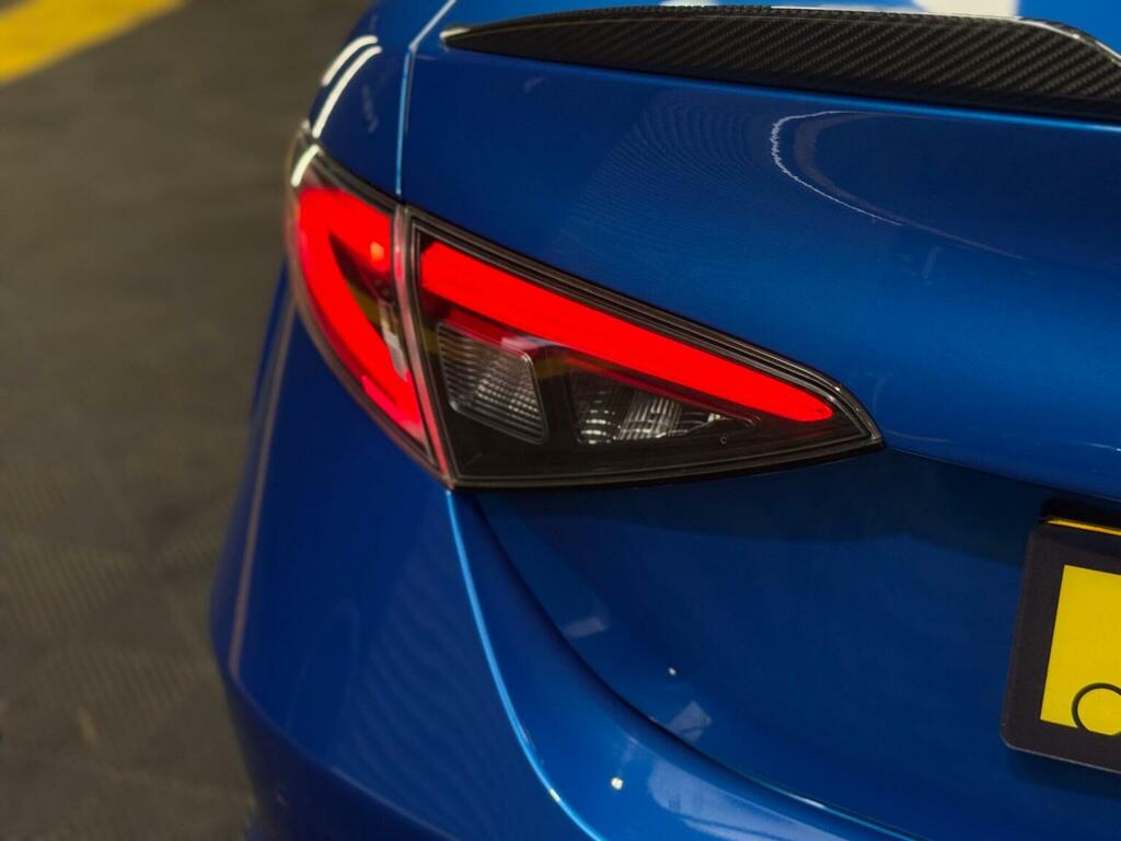 Alfa Romeo Giulia 2.2 Jtdm-2 160 Super Blue #18
