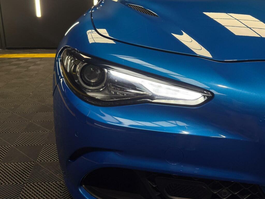 Alfa Romeo Giulia 2.2 Jtdm-2 160 Super Blue #9