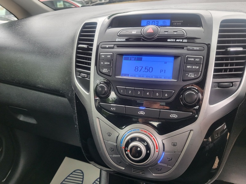 Hyundai Ix20 Style Red #4