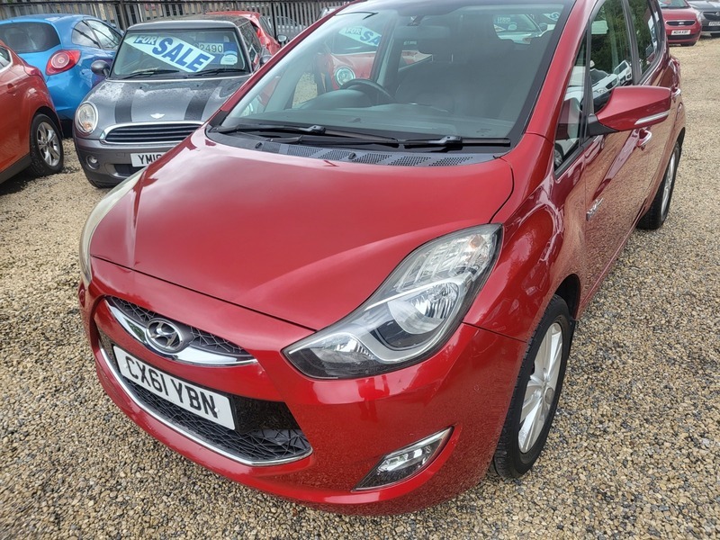 Hyundai Ix20 Style Red #3