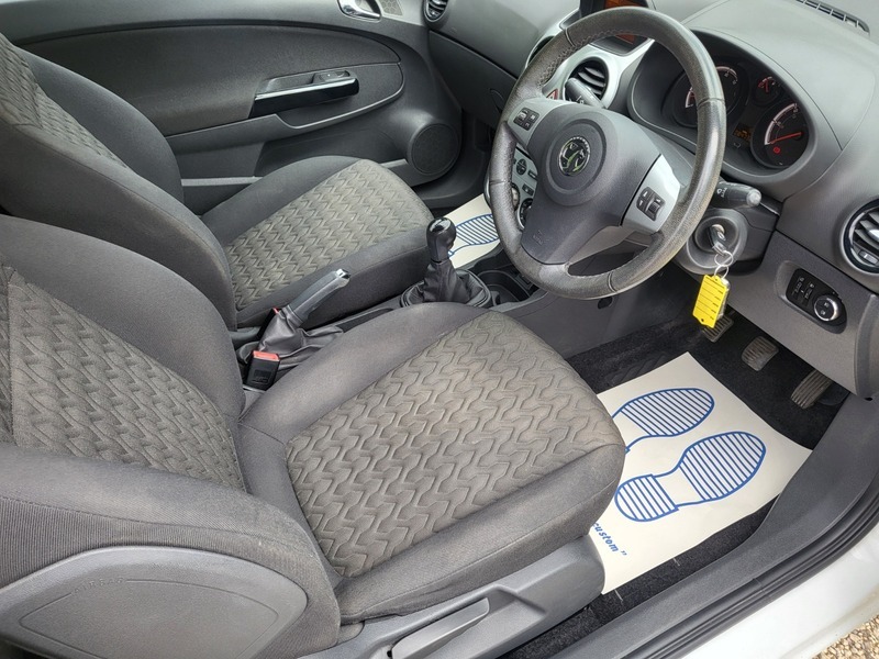 Vauxhall Corsa Energy Ac YR63BBN White #2