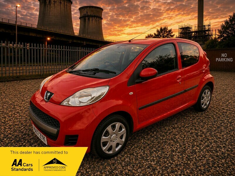 Peugeot 107 Urban Red