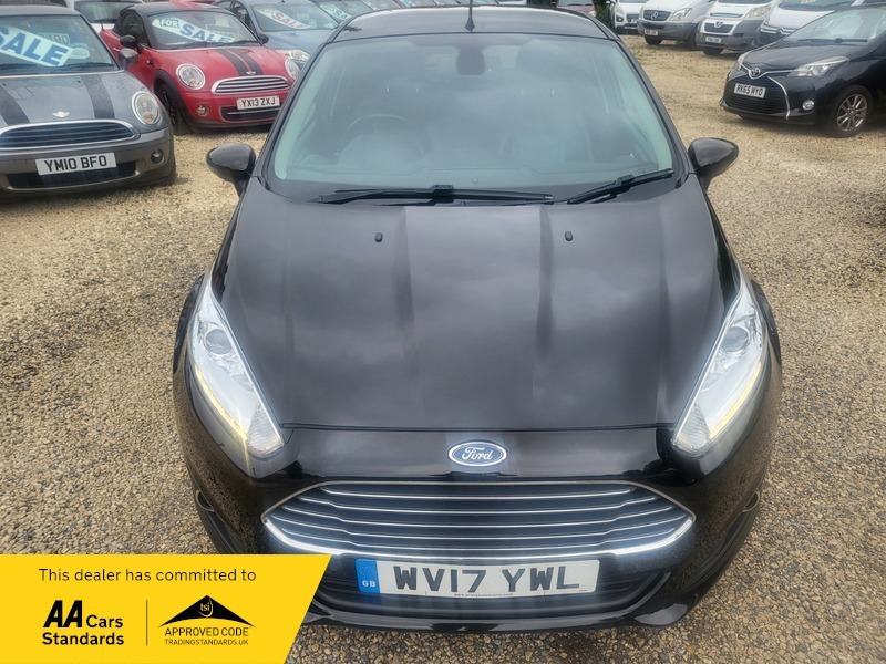 Ford Fiesta Titanium Black #5