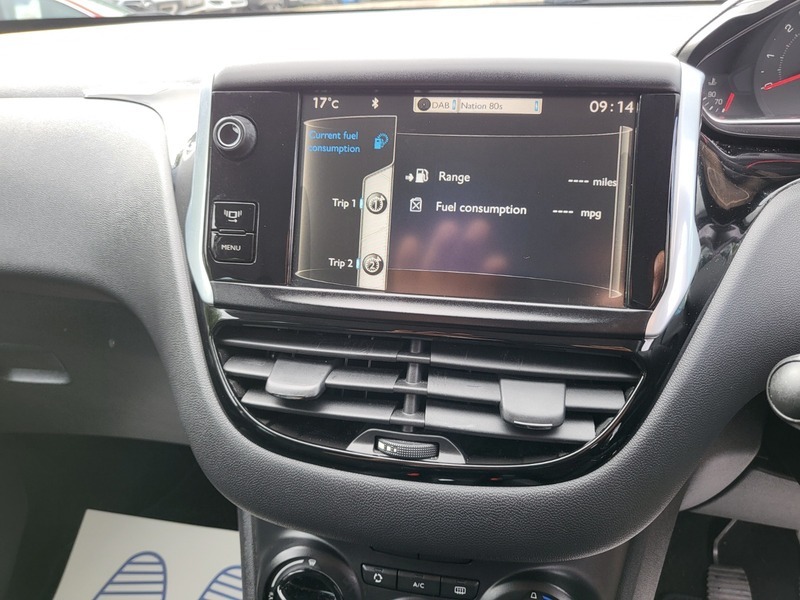 Peugeot 208 Active Grey #4