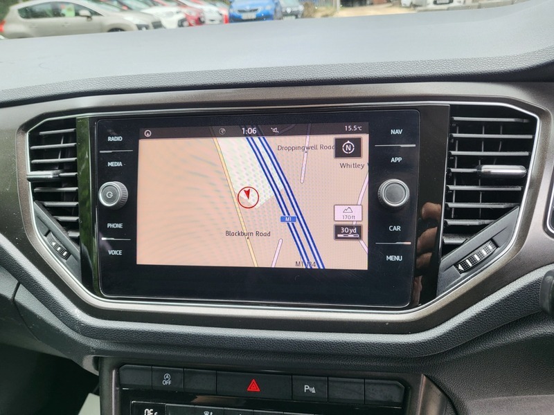 Volkswagen T-Roc Se Tdi Dsg White #5