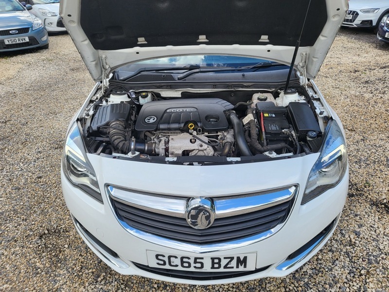 Vauxhall Insignia Hatchback Black #24