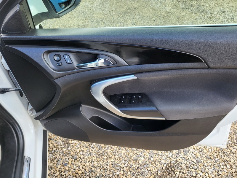 Vauxhall Insignia Hatchback Black #14