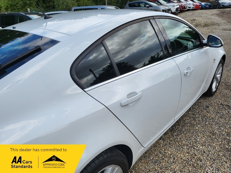 Vauxhall Insignia Hatchback Black #13