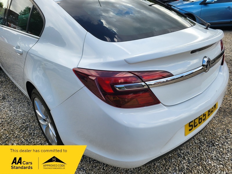 Vauxhall Insignia Hatchback Black #19
