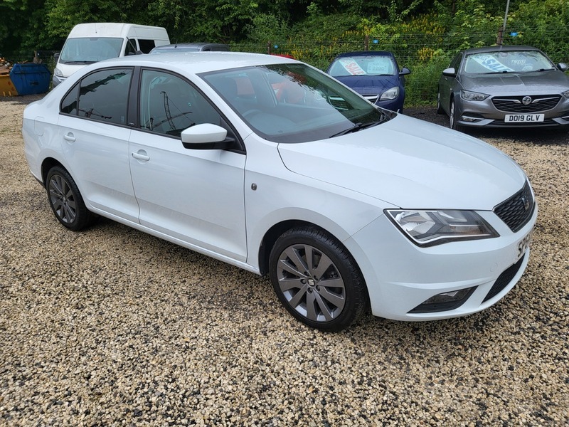 Seat Toledo Hatchback Red #9