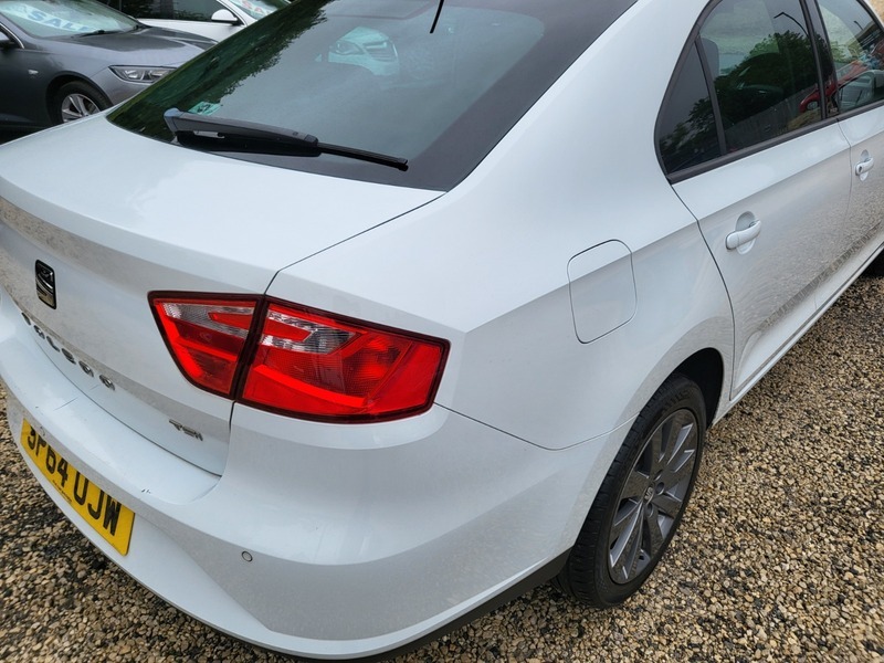Seat Toledo Hatchback Red #15