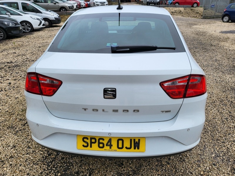 Seat Toledo Hatchback Red #17