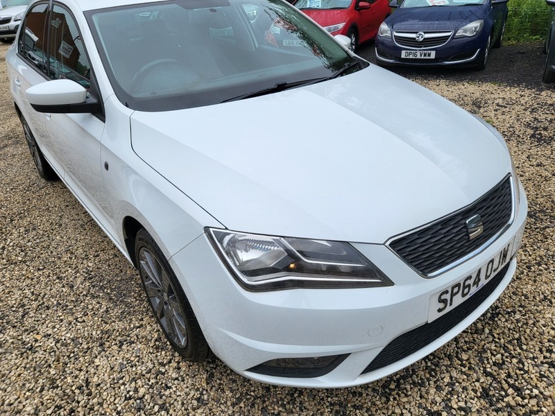 Seat Toledo Hatchback Red #7