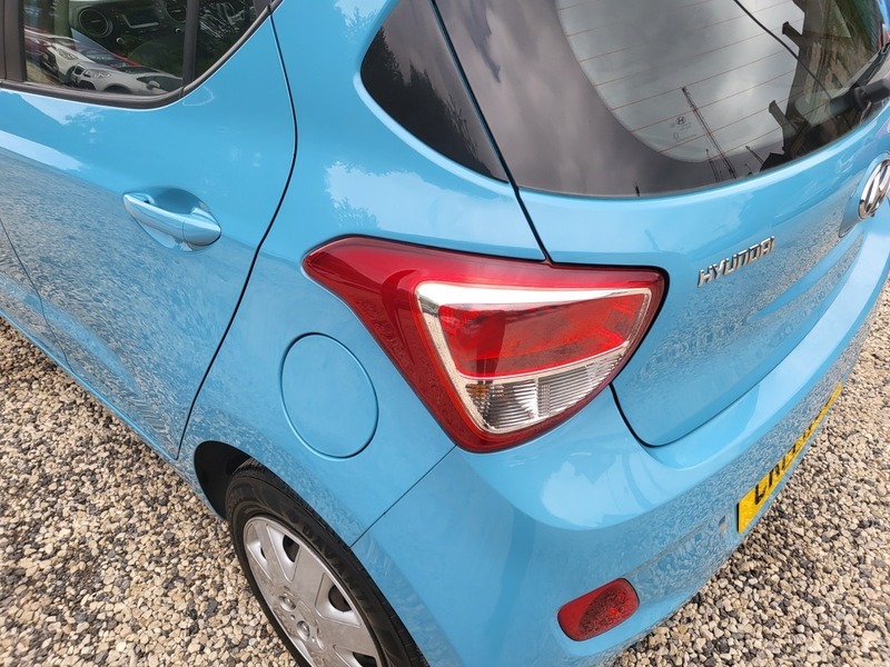 Hyundai I10 Premium Orange #19