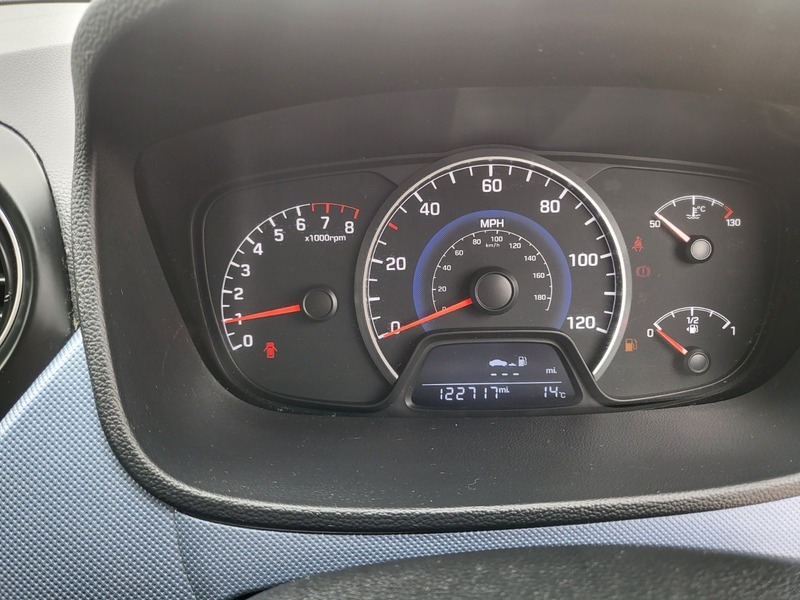 Hyundai I10 Premium Orange #8