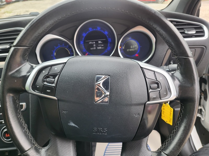 Citroen DS4 2015 Citroen Ds4 1.6 E-hdi Dstyle Nav Black #10