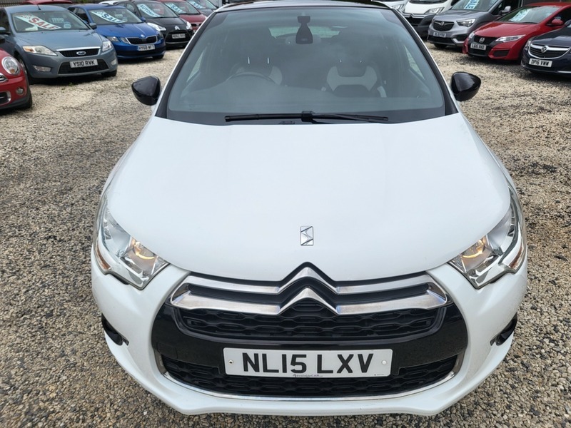 Citroen DS4 Bluehdi Dstyle Nav S White #5