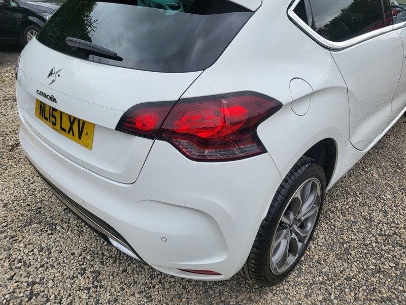Citroen DS4 2015 Citroen Ds4 1.6 E-hdi Dstyle Nav Black #15