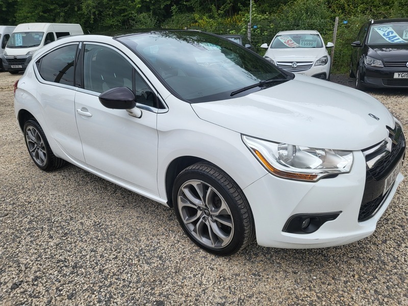 Citroen DS4 2015 Citroen Ds4 1.6 E-hdi Dstyle Nav Black #9
