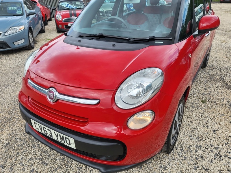 Fiat 500L Easy Red #3