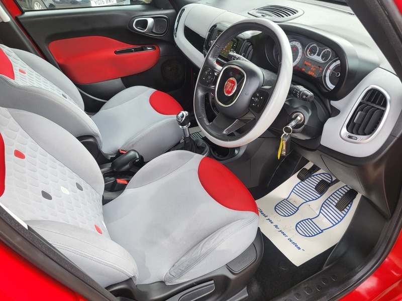 Fiat 500L Easy Red #2