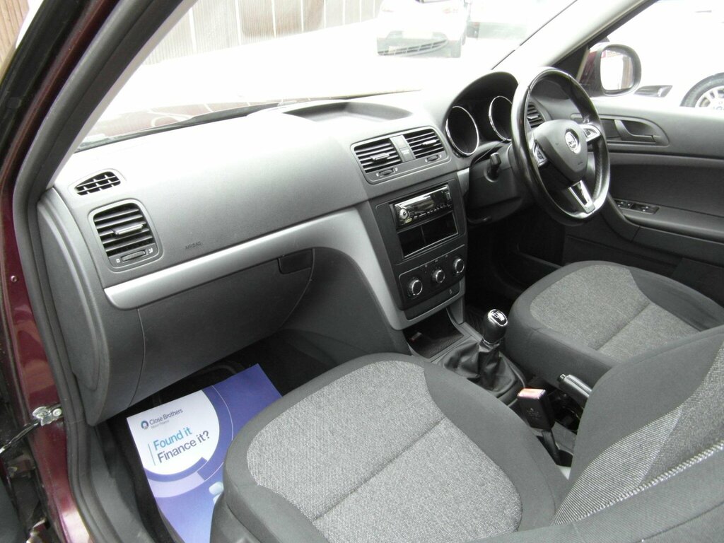 Skoda Yeti 1.2 Tsi S Euro 5 Red #5