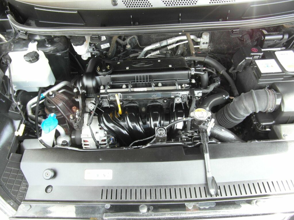 Hyundai Ix20 1.6 Se Red #21