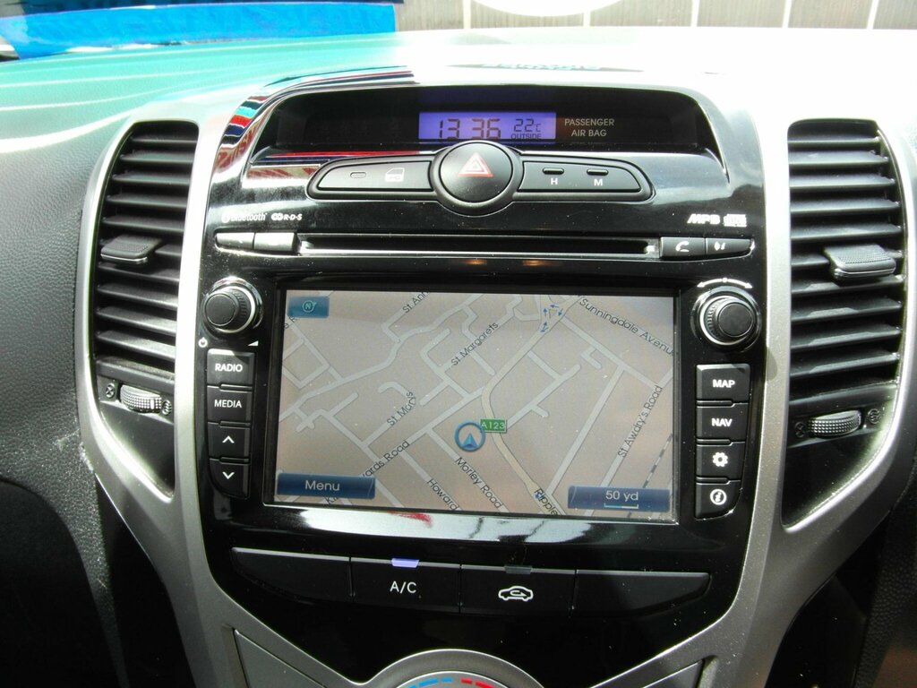 Hyundai Ix20 1.6 Se Red #18