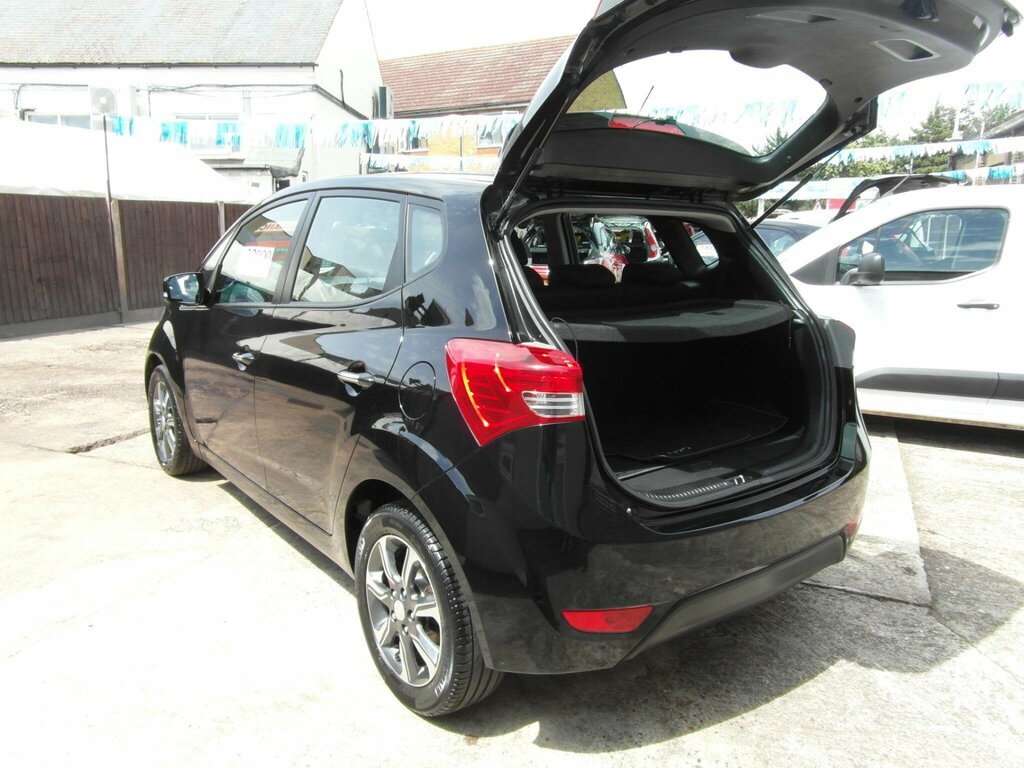 Hyundai Ix20 1.6 Se Red #13