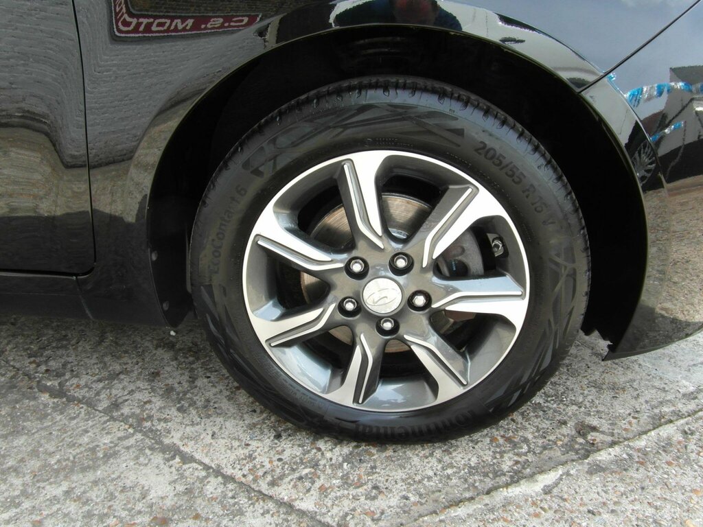 Hyundai Ix20 1.6 Se Red #17