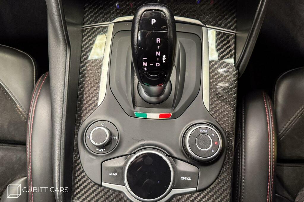 Alfa Romeo Giulia 2.2 Td Speciale Silver #23