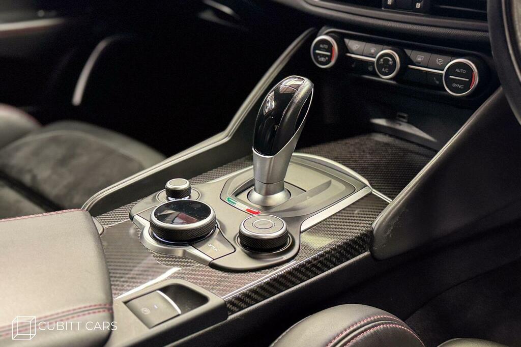 Alfa Romeo Giulia 2.2 Td Speciale Silver #11