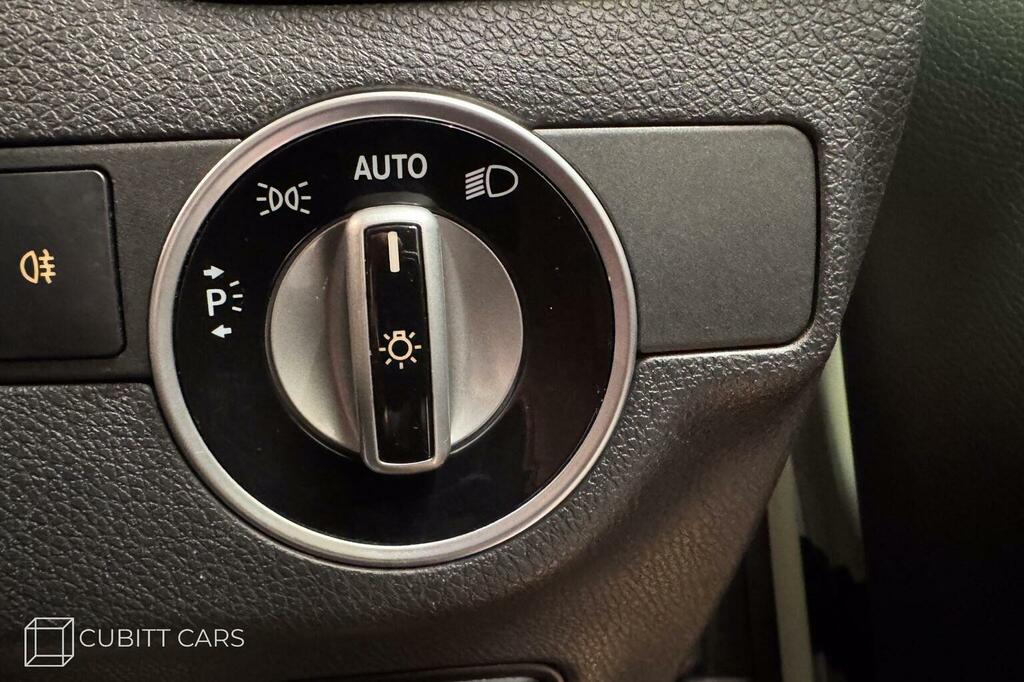 Mercedes-Benz CLA Class 2014 1.8 Cla200 Cdi Amg Sport Coupe 7G- White #25
