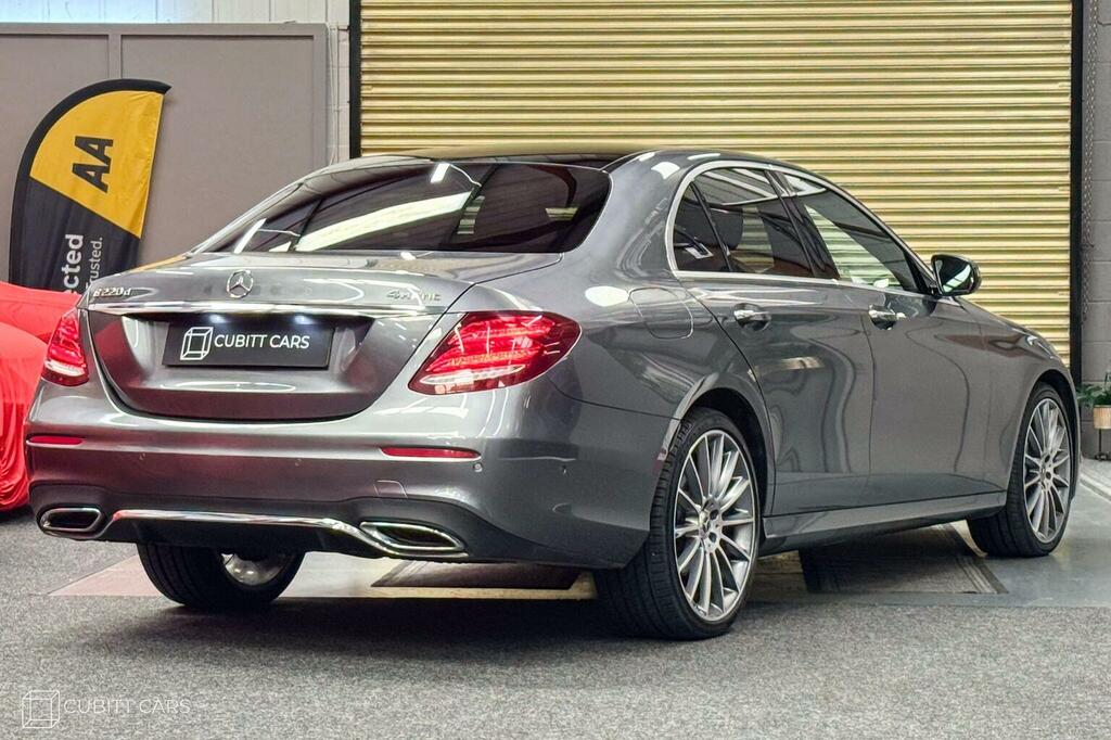 Mercedes-Benz E Class 2.0 E220d Amg Line Premium G-tronic 4Matic Euro Grey #4