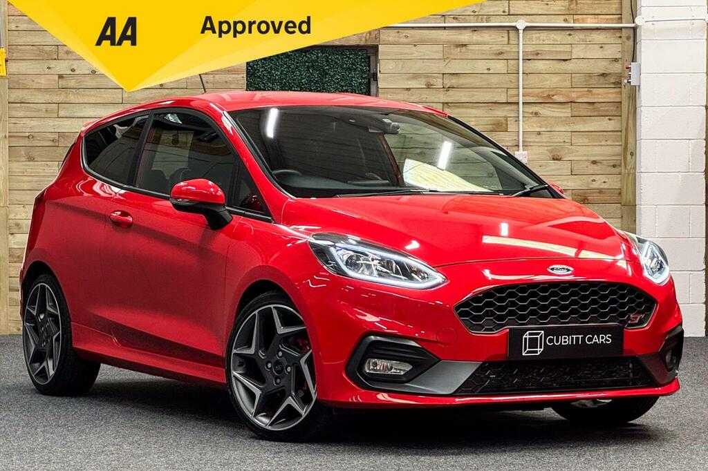 Ford Fiesta 1.5T Ecoboost St-3 Euro 6 Red