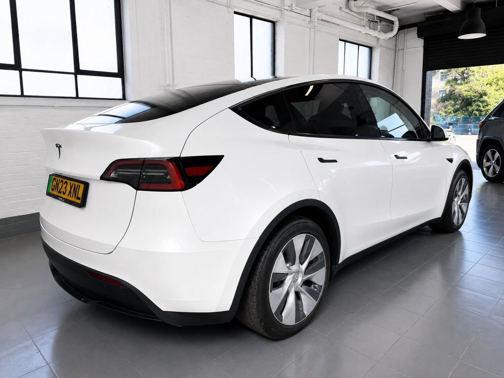 Tesla Model Y Suv Rwd 346 Ps GN23XNL #4